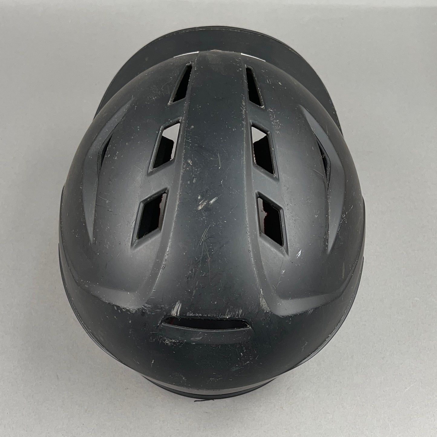 Under Armour UABH2-110 5 7/8" to 6 3/4" Youth Baseball Batting Helmet
