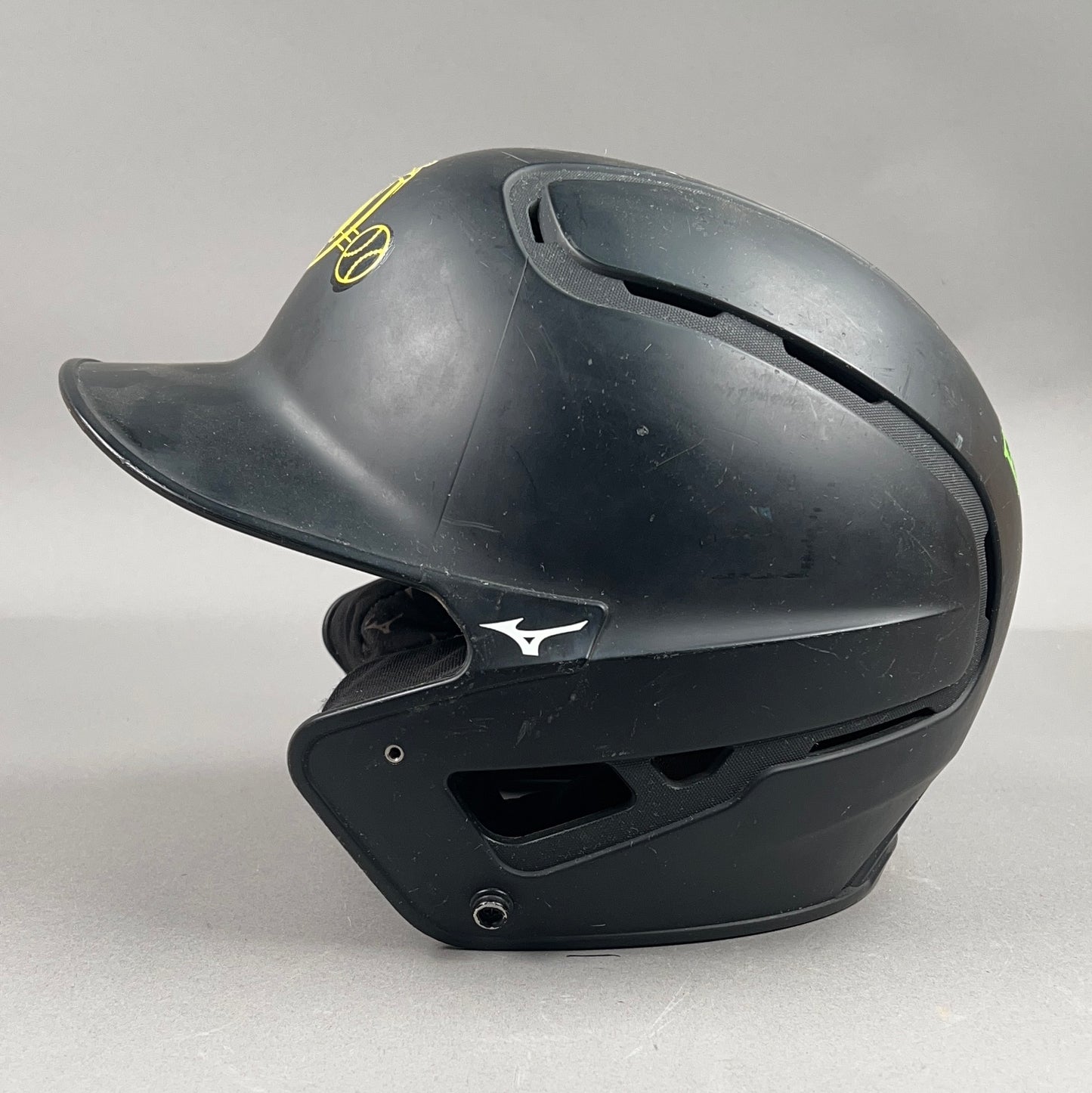 Mizuno B6 6 1/2" to 7 1/4" Baseball Batting Helmet