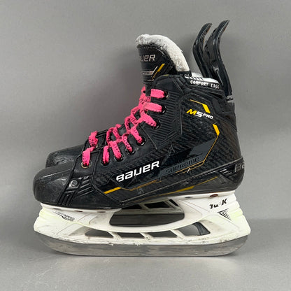 Bauer Supreme M5 Pro Size 4 Fit 2 nIntermediate Hockey Skates