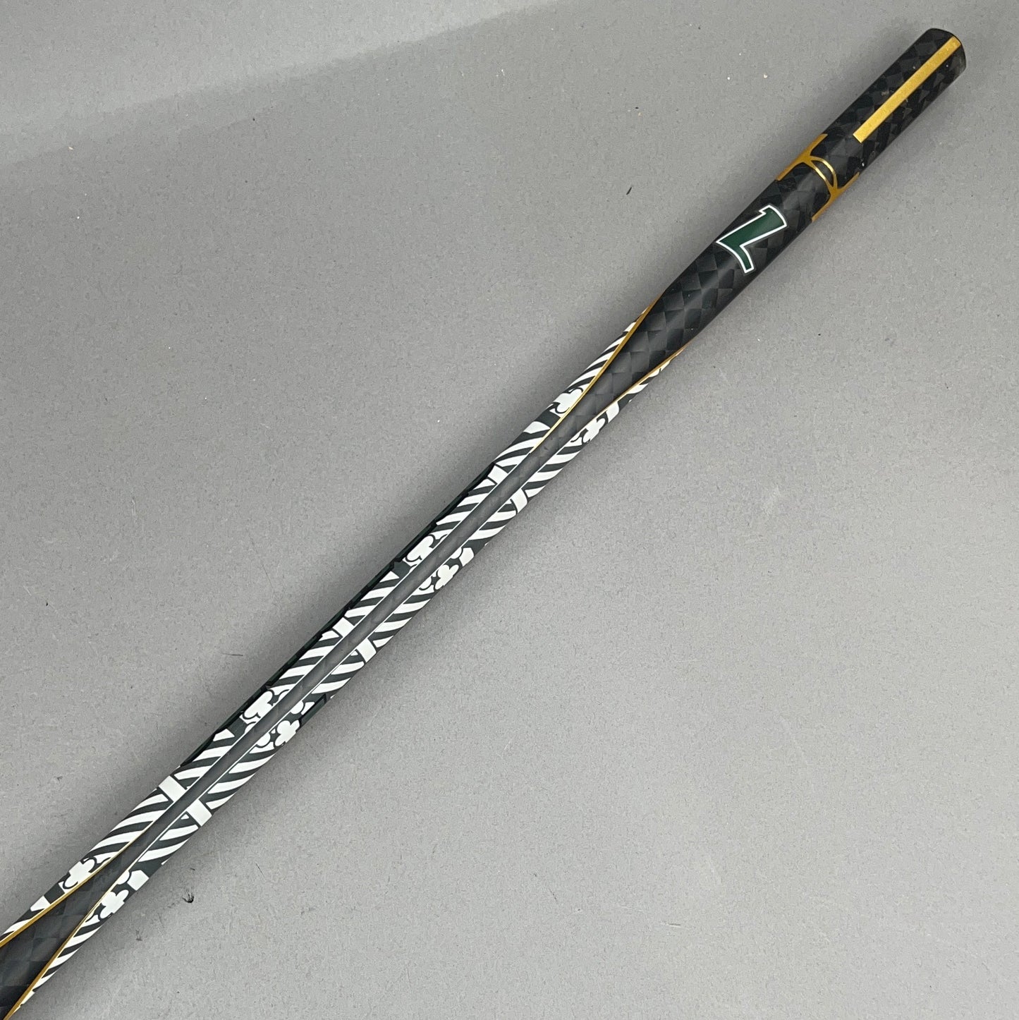Under Armour TD100+ Loyola Greyhounds 32" Attack / Mid Womens Lacrosse Shaft