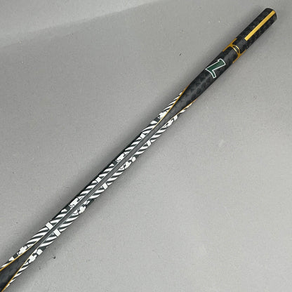 Under Armour TD100+ Loyola Greyhounds 32" Attack / Mid Womens Lacrosse Shaft