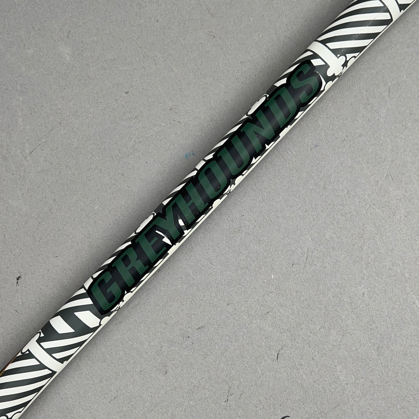 Under Armour TD100+ Loyola Greyhounds 32" Attack / Mid Womens Lacrosse Shaft