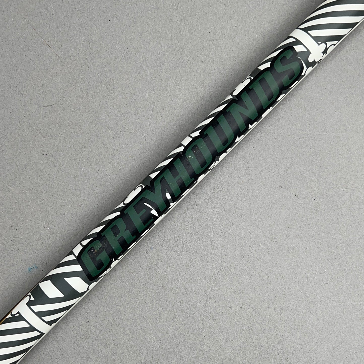 Under Armour TD100+ Loyola Greyhounds 32" Attack / Mid Womens Lacrosse Shaft