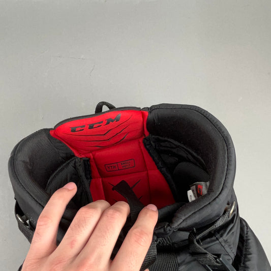 CCM QLT230 Youth Small Hockey Pants