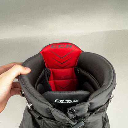 CCM QLT230 Youth Small Hockey Pants