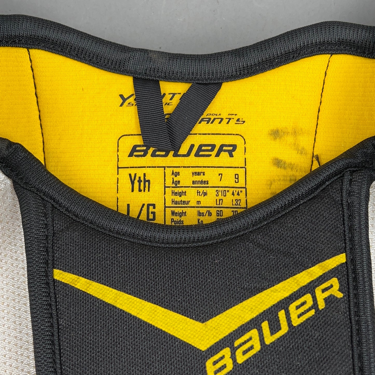 Bauer Supreme 150 Youth Large Hockey Shoulder Pads