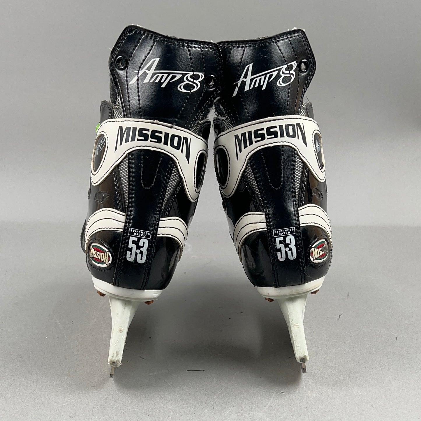Mission Amp 8 Size 5 Vintage Intermediate Hockey Skates