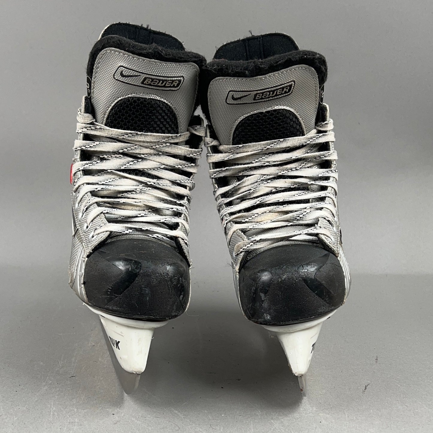 Bauer Vapor XVI Size 3 Junior Hockey Skates