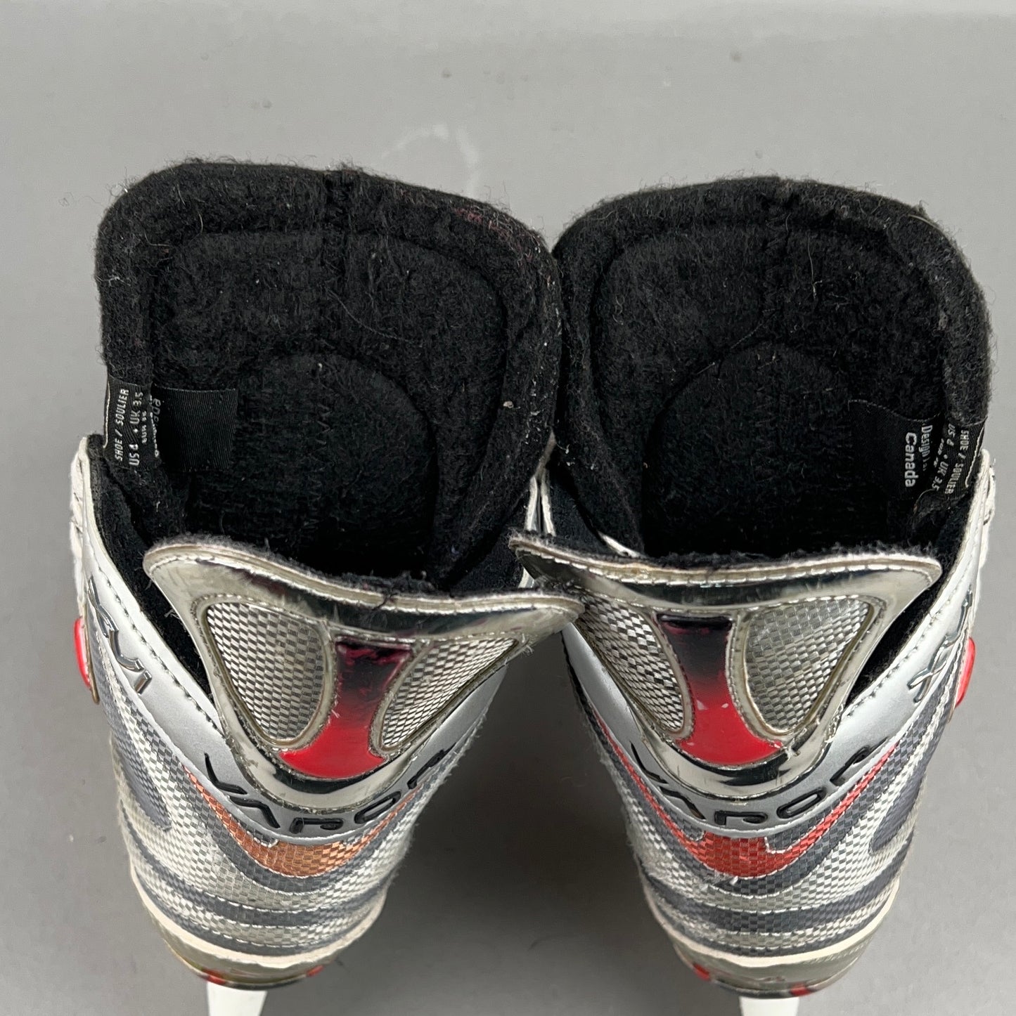 Bauer Vapor XVI Size 3 Junior Hockey Skates