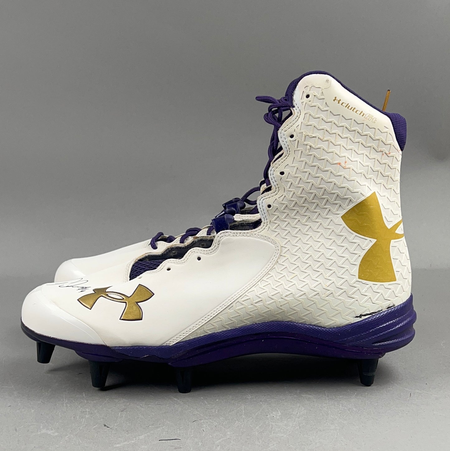 Under Armour Spine Brawler Signed by Patrick Queen #6 and Anthony Brown #12 Size 13.5 Football Cleats