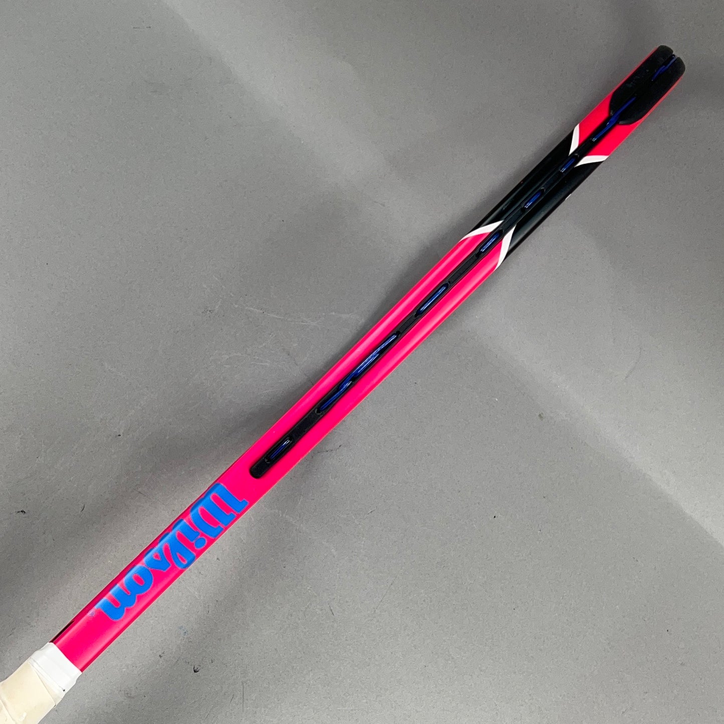 Wilson Burn Junior 25 Tennis Racquet 3 7/8" Grip & 95in² Head Size