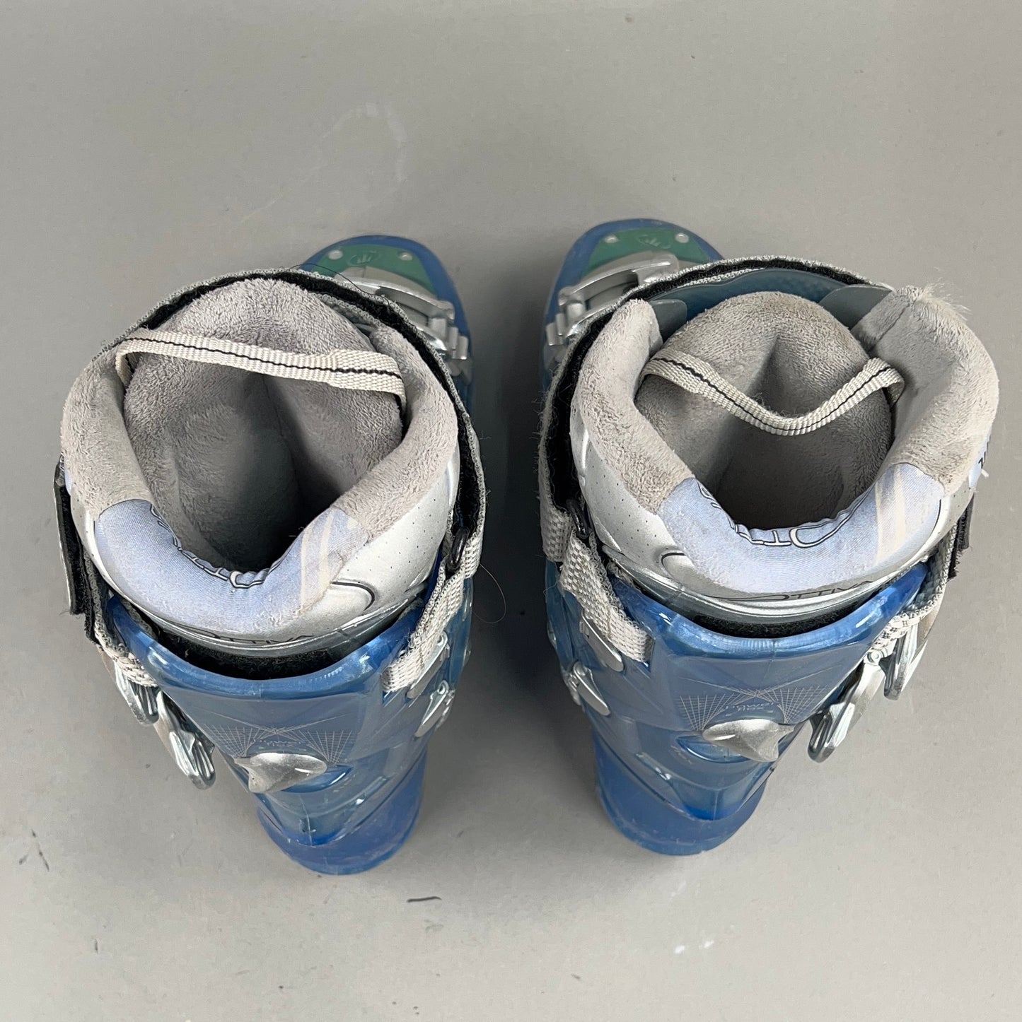 Tecnica Vento 8 Size 25.5-294mm Womens Ski Boots