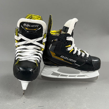 Bauer Supreme M4 Size 11.5Y Youth Hockey Skates