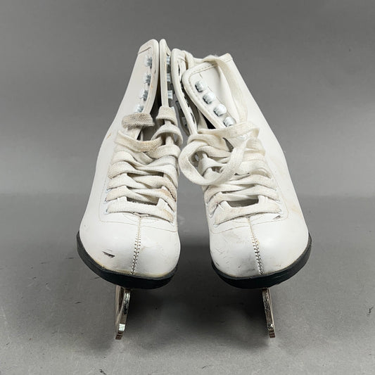 CCM Gold Medal Size 2 Junior Hockey Skates