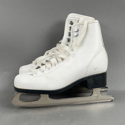 CCM Gold Medal Size 2 Junior Hockey Skates