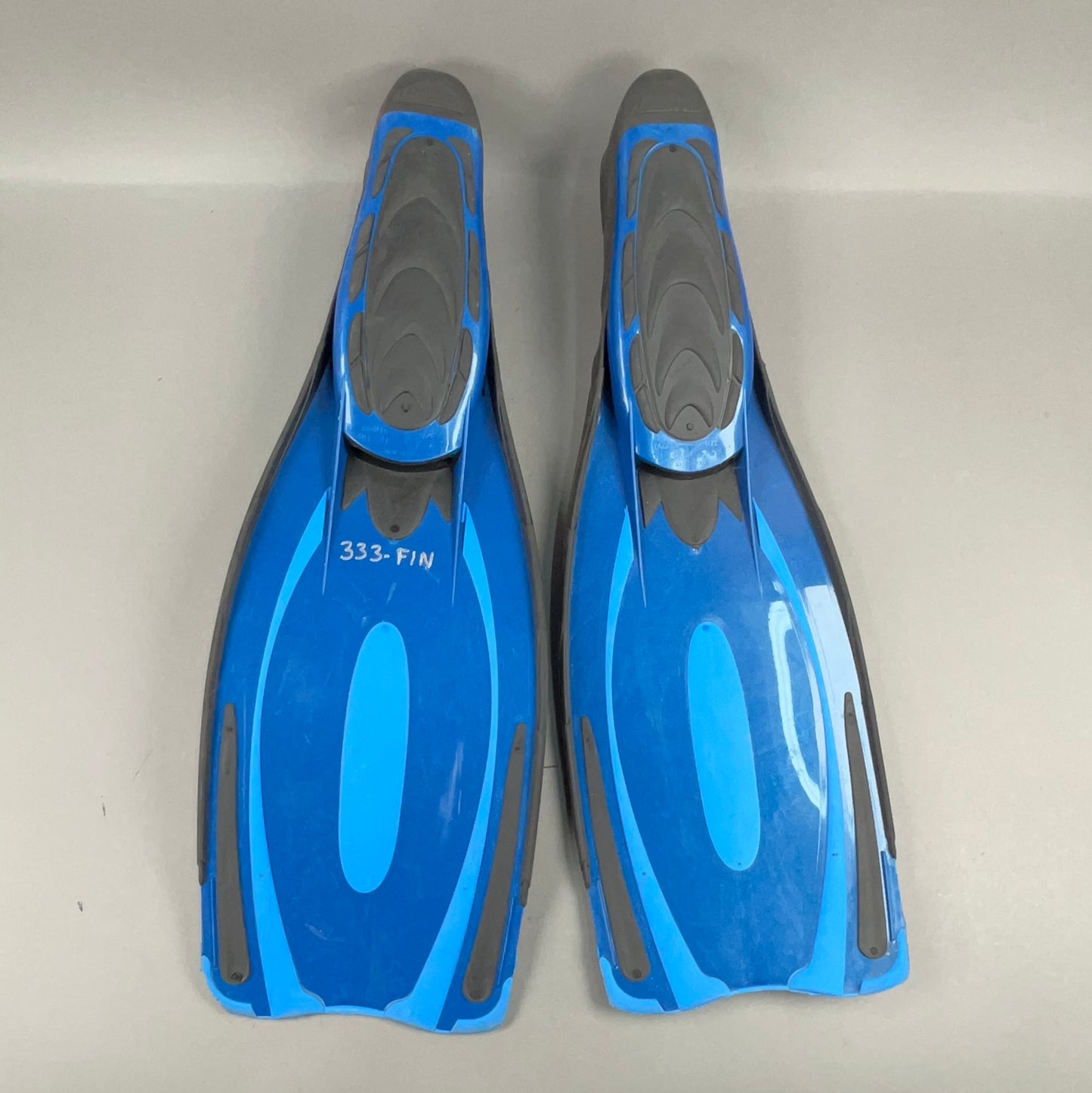 Cressi Reaction Pro Full Foot Size US Men 5-5 1/2 Scuba Fins