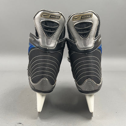 Nike Bauer Supreme 30 Size 5 Vintage Intermediate Hockey Skates