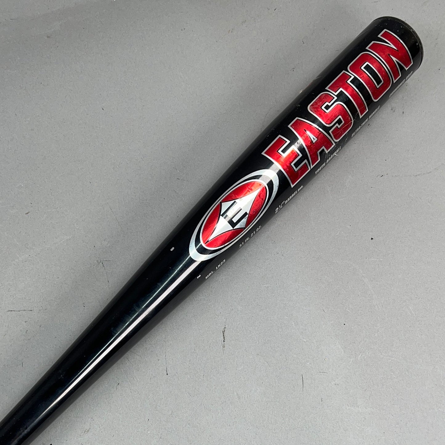 Easton Black Magic 31/21 (-10) Baseball Bat