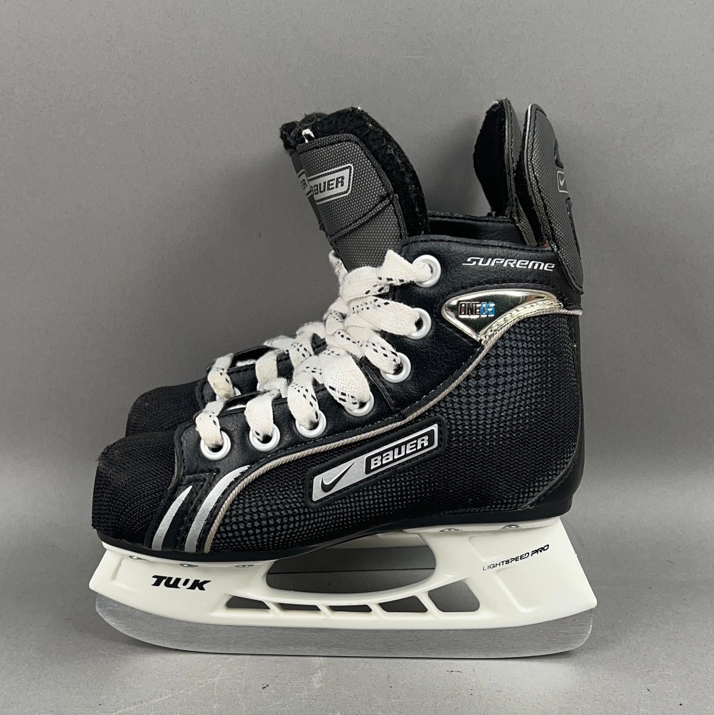 Bauer Supreme One05 Size 11Y Youth Hockey Skates