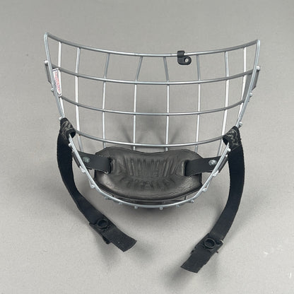 CCM FM06 Medium Hockey Cage