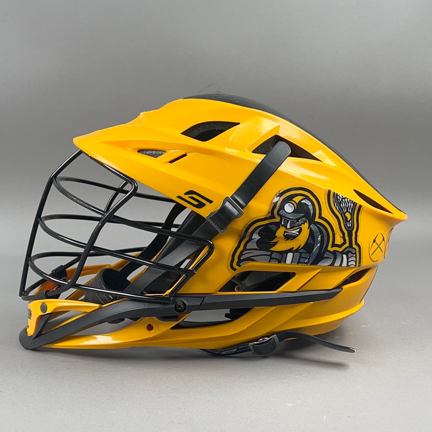 Cascade S OSFM Adjustable 21.5" to 24" Lacrosse Helmet