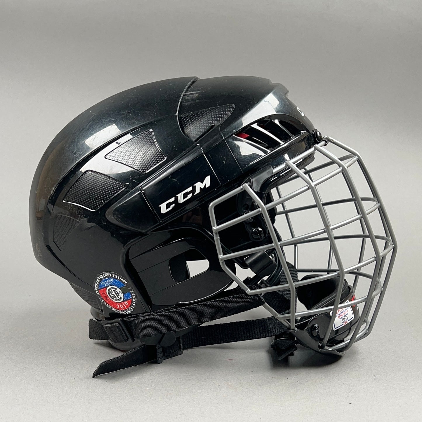 CCM 50 Small 6 1/4" to 7" Junior Hockey Helmet