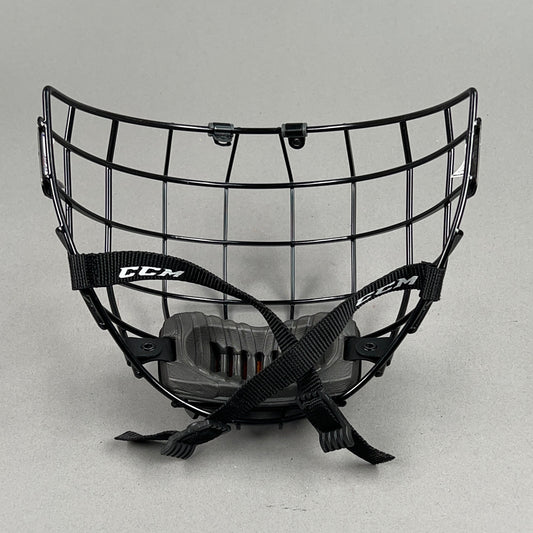 CCM FM 760 Small Hockey Cage
