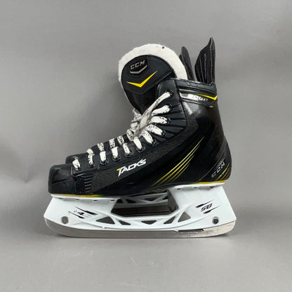 CCM 3052 Size 7.5 Senior Hockey Skates