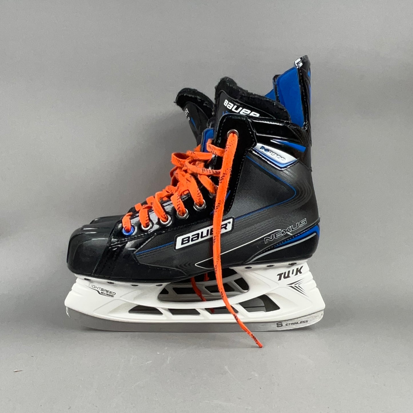 Bauer Nexus 2700 Size 8 Senior Hockey Skates