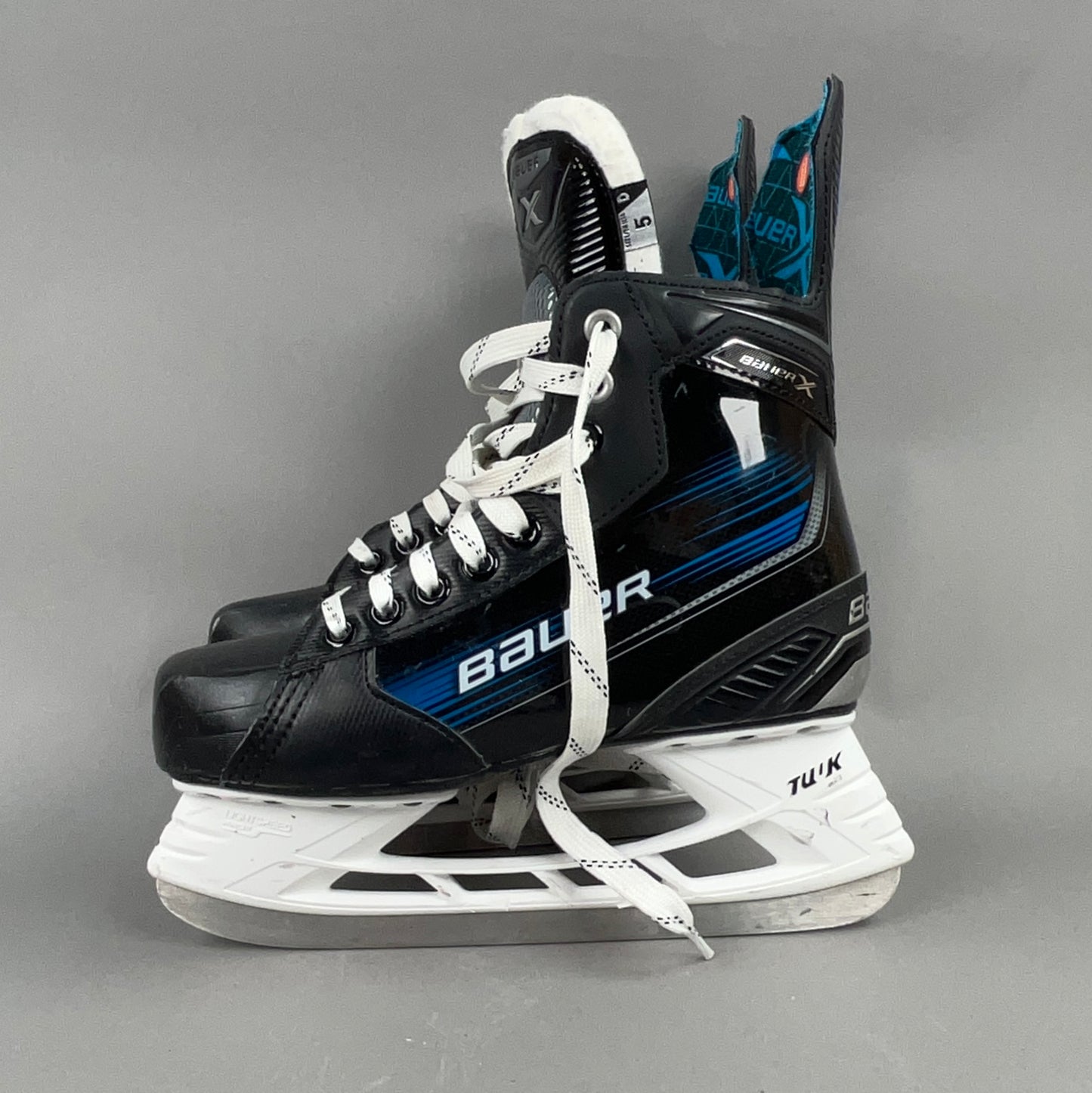 Bauer X Size 5 Intermediate Hockey Skates
