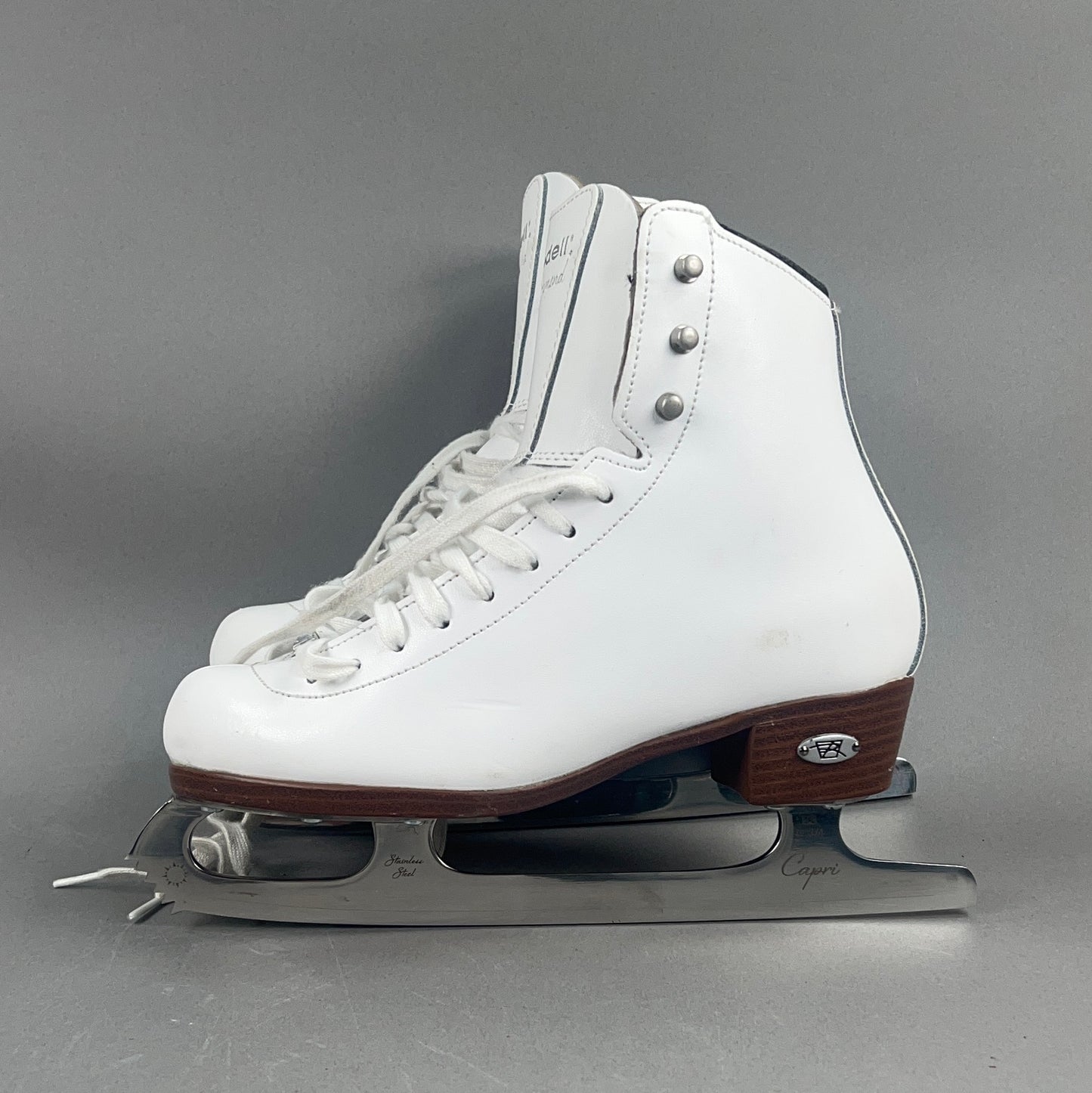 Riedell Diamond 33 Size 3 Wide Ice Skates