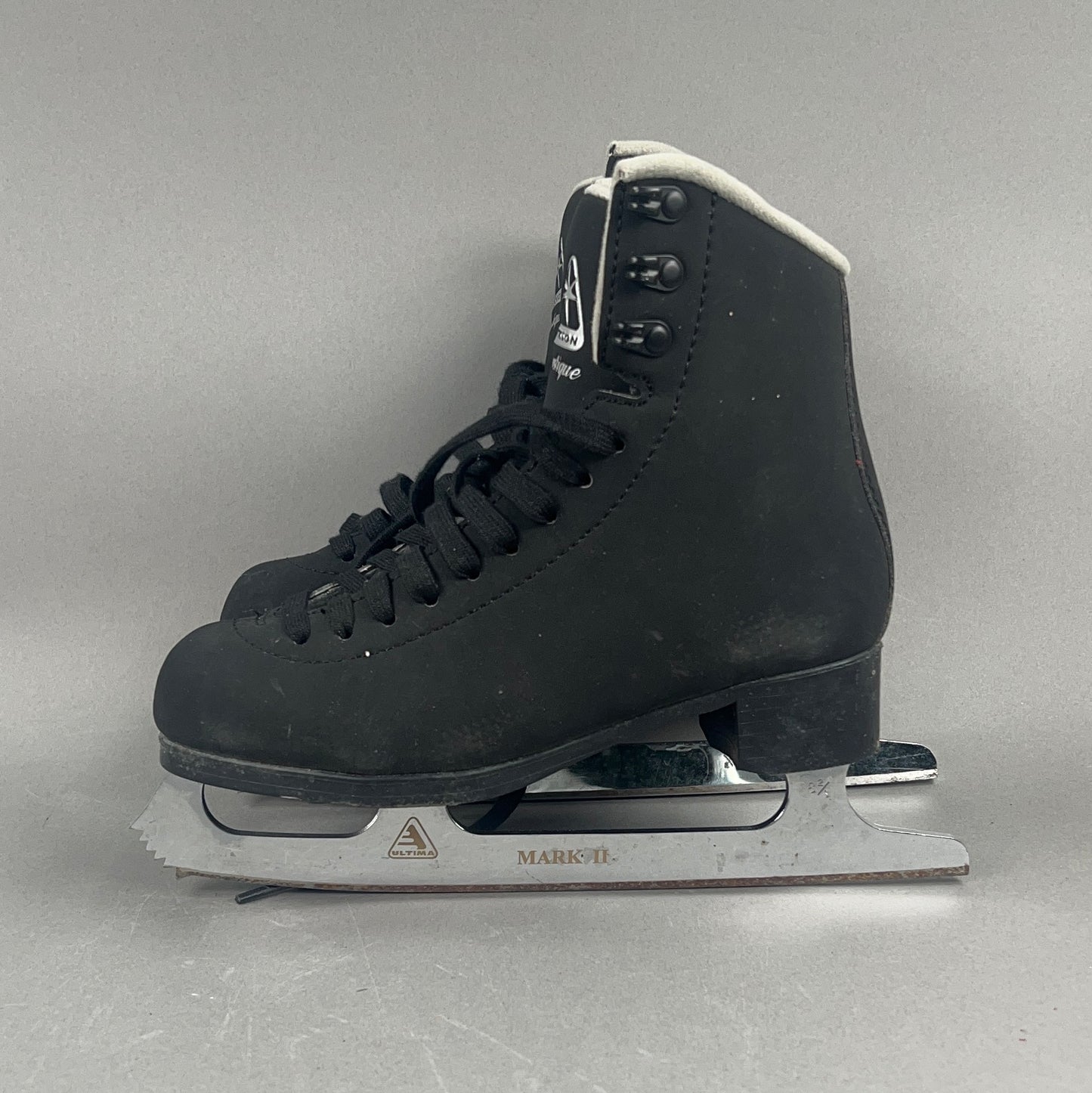 Jackson Mystique Size 1.5 Ice Skates
