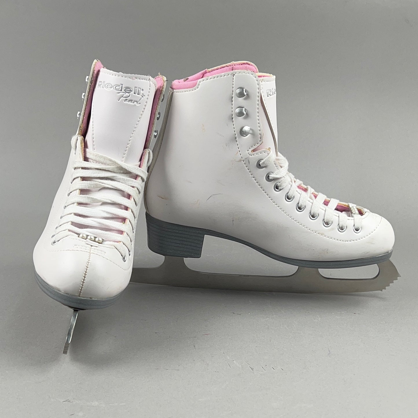 Riedell Pearl Size 6 Ice Skates