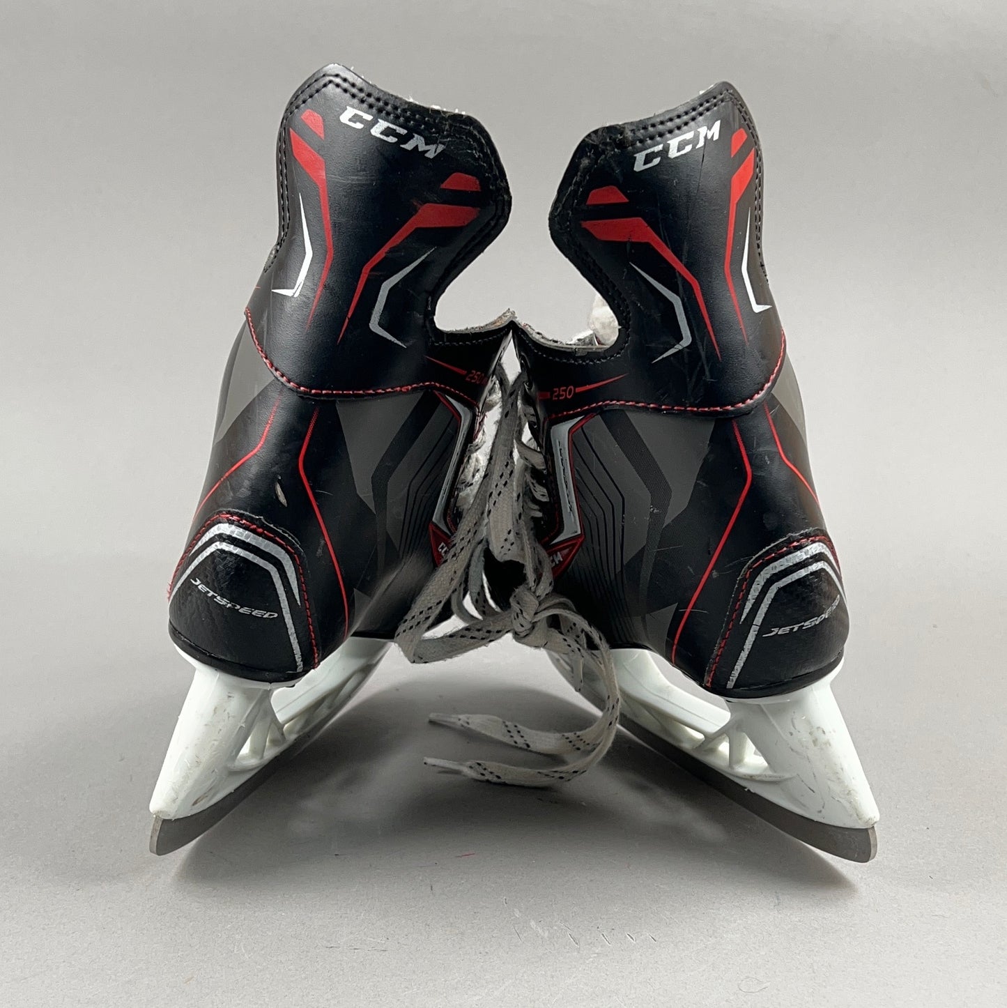 CCM Jetspeed 250 Size 2 Junior Hockey Skates