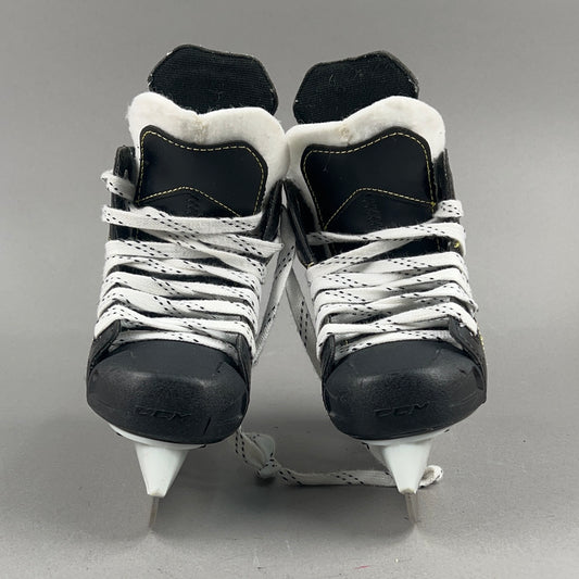 CCM Tacks 9040 Size 10Y Youth Hockey Skates
