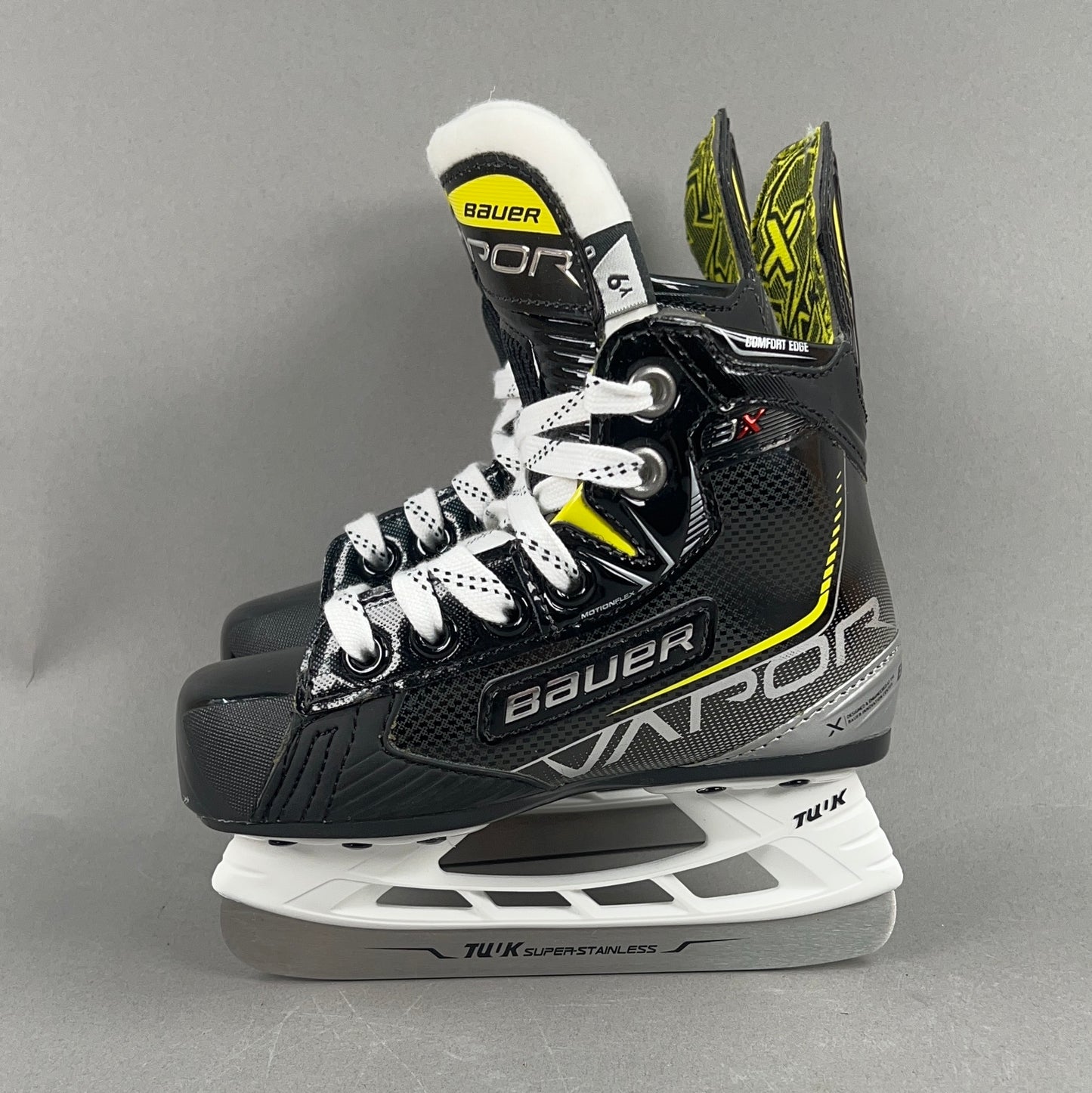 Bauer Vapor 3X Size 9Y Youth Hockey Skates