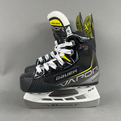 Bauer Vapor 3X Size 9Y Youth Hockey Skates