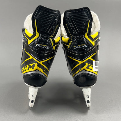 CCM Super Tacks 9380 Size 2 Junior Hockey Skates