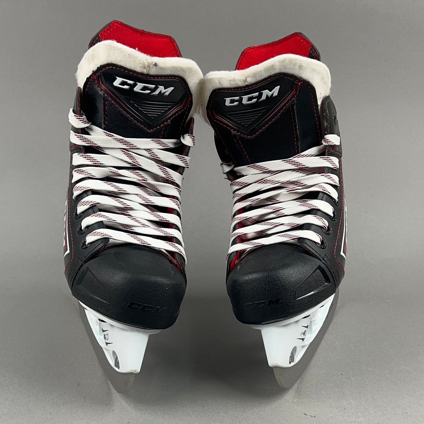 CCM Jetspeed FT460 Size 2 Junior Hockey Skates