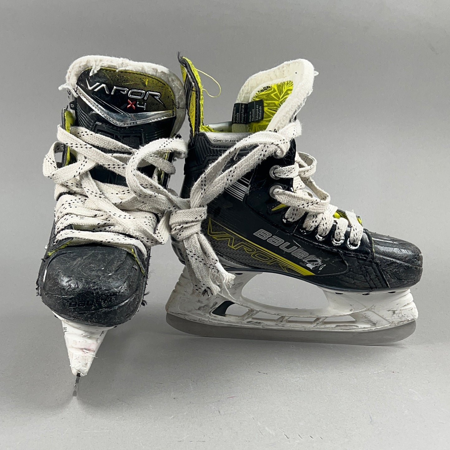 Vapor Vapor X4 Size 2.5 Junior Hockey Skates