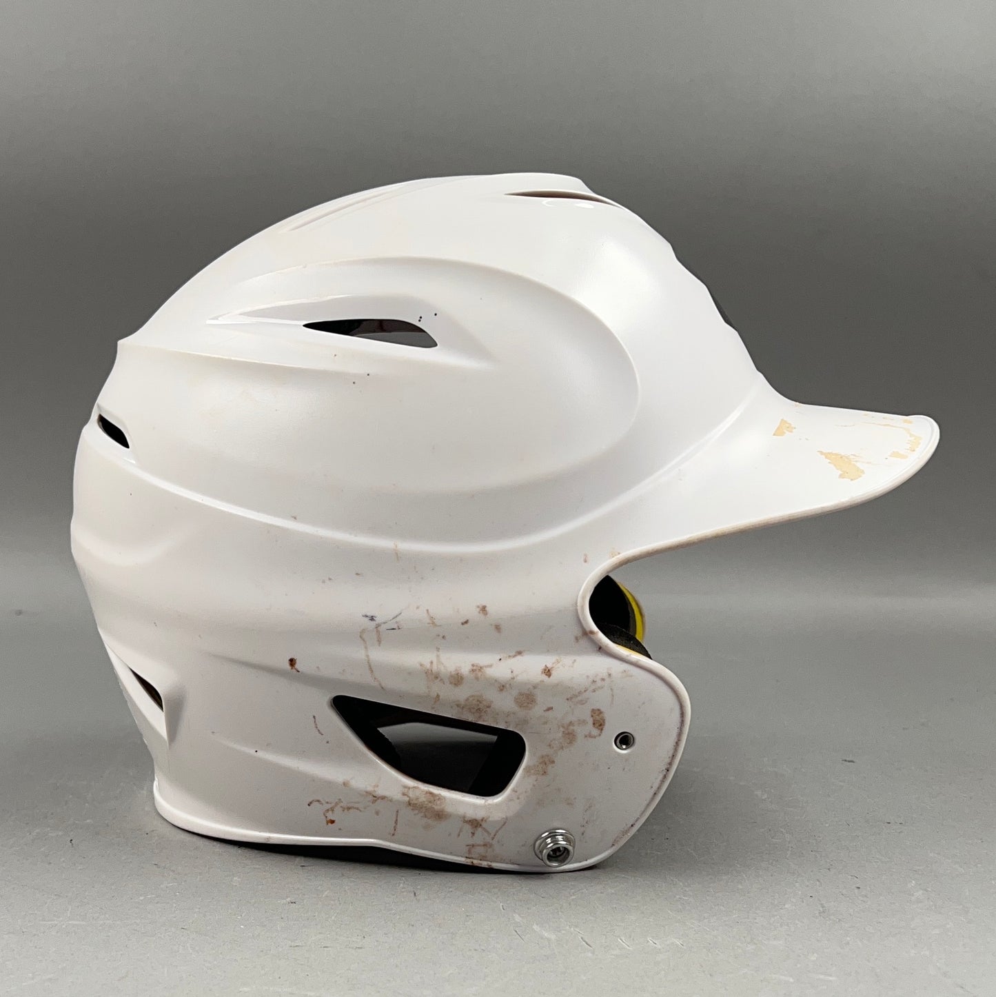 Under Armour UABH100MM M/L Adjustable 6 1/2" to 7 1/2" Senior Baseball Batting Helmet