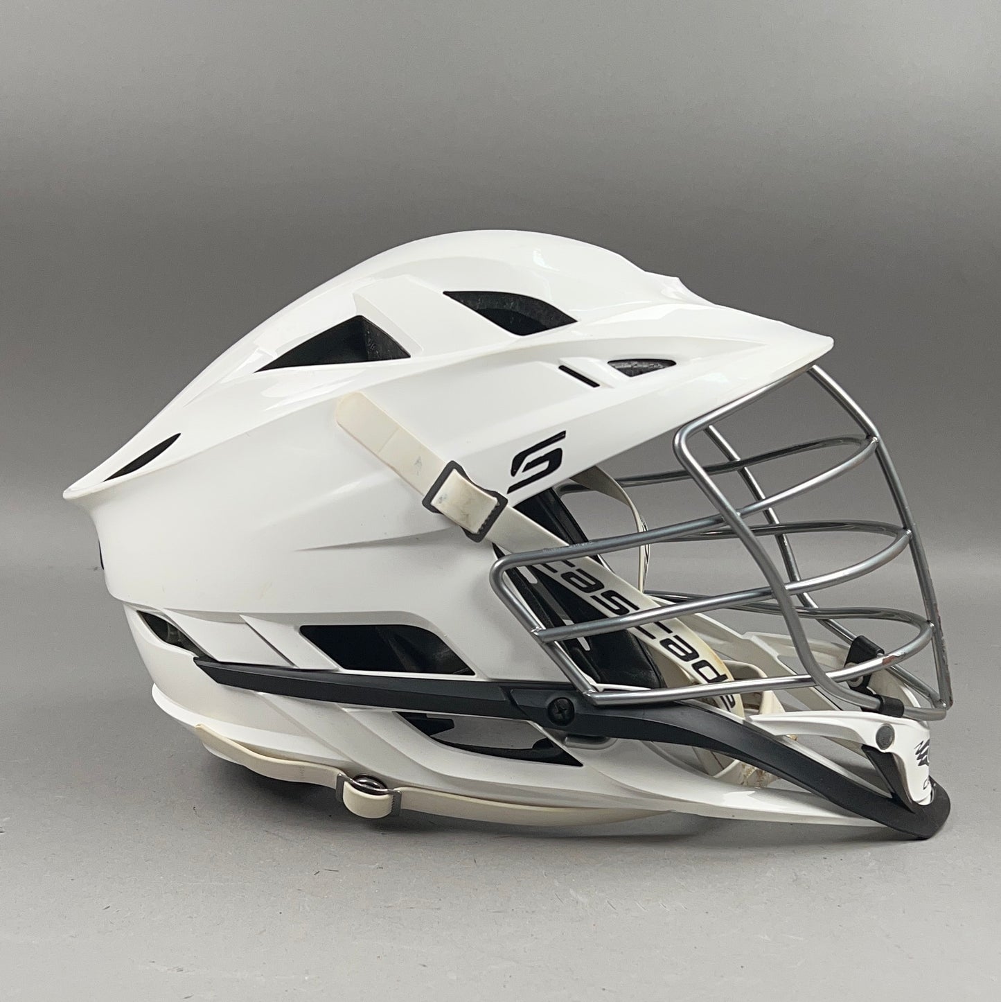 Cascade S OSFM 20" to 23" Junior Lacrosse Helmet