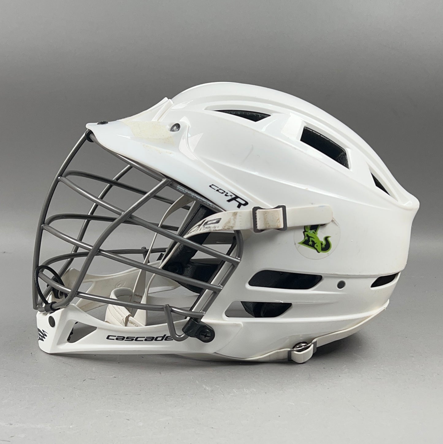 Cascade CPV- R S/M Adjustable 20" to 22.5", Junior Lacrosse Helmet