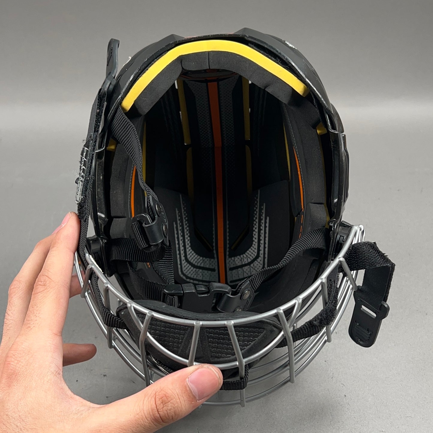 CCM FITLITE 3DS 5 7/8" to 6 7/8" Youth Hockey Helmet