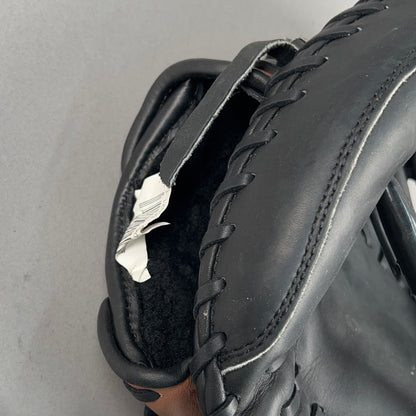Kelley DN060 32" Right Hand Thrower Catchers Mitt