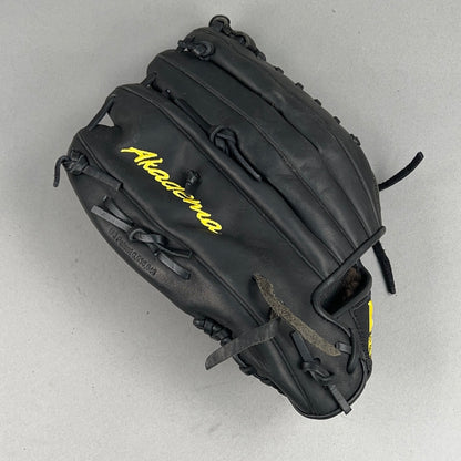 Akadema XX21 Pro Reptilian Series 12.75" Right Hand Thrower