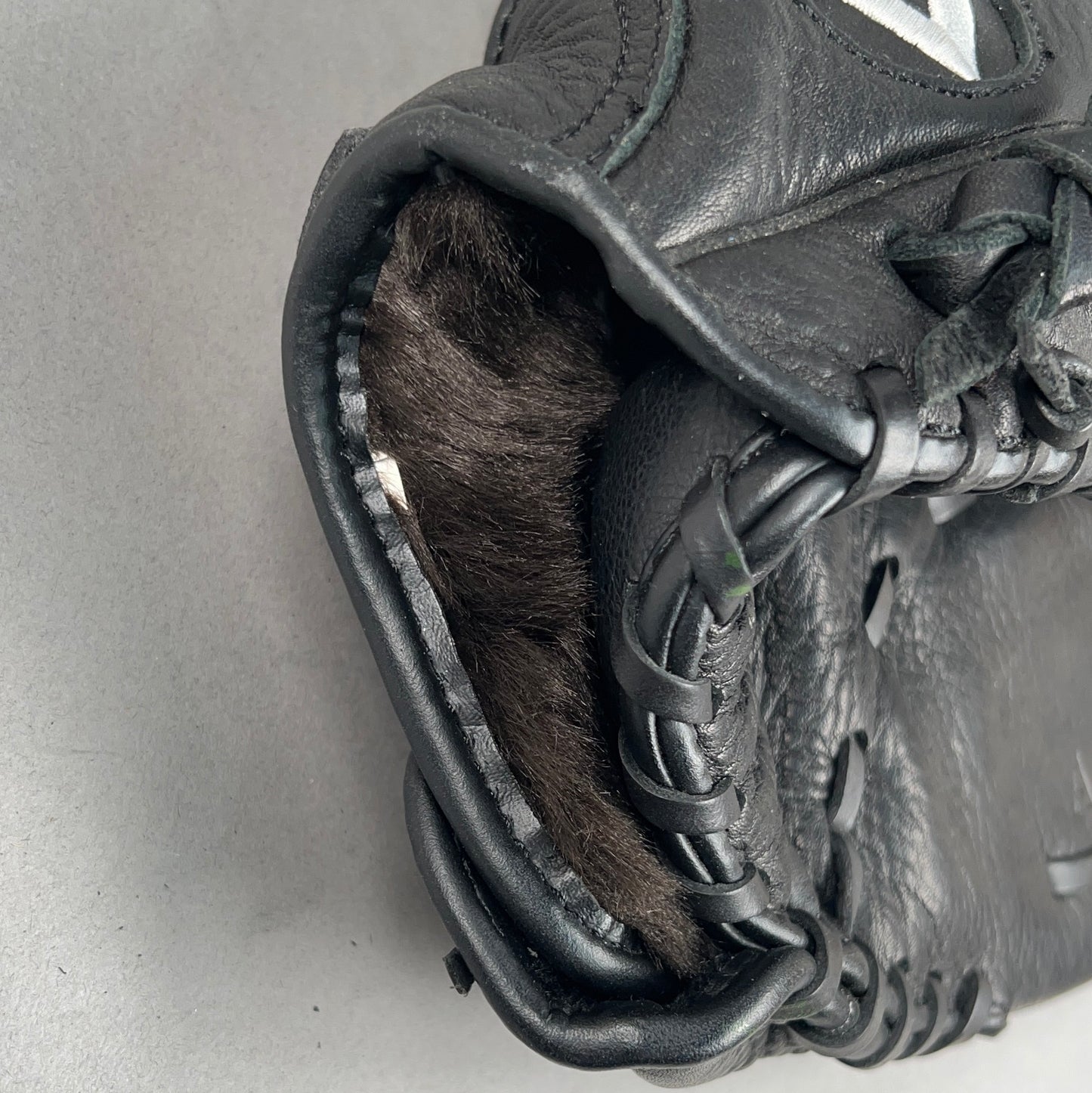 Akadema APX221 ProSoft Series 12.75" Right Hand Thrower Baseball Glove