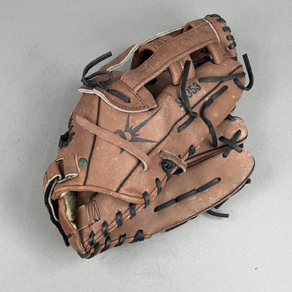 Kelley SM353 13" Right Hand Thrower Baseball Glove