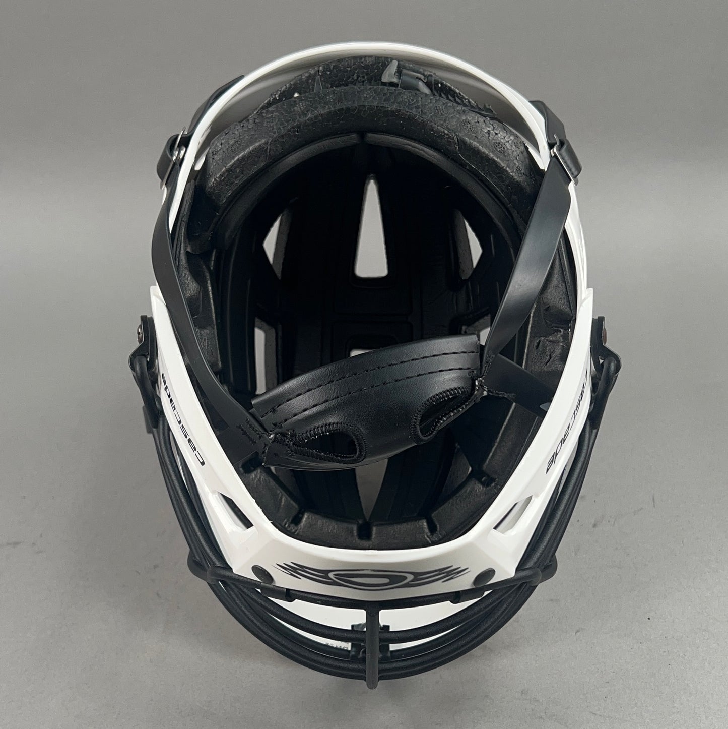 Cascade CPV-R S/M Adjustable 21.5" to 23" Lacrosse Helmet