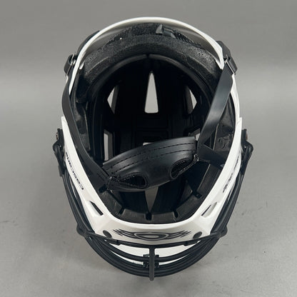 Cascade CPV-R S/M Adjustable 21.5" to 23" Lacrosse Helmet